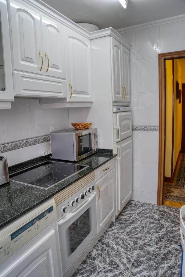 Apartamento Muy Amplio, Con Wifi Y A 12 Minutos Del Centro Хіхон Екстер'єр фото
