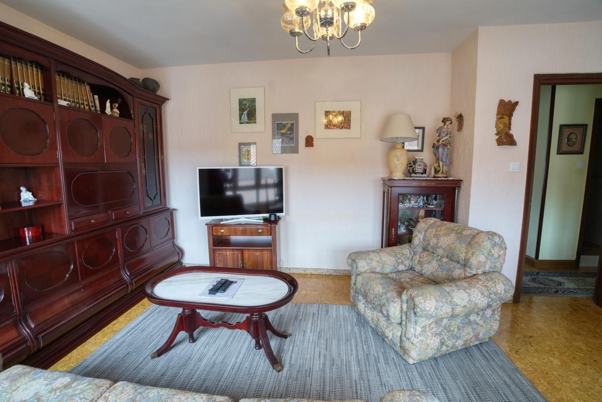 Apartamento Muy Amplio, Con Wifi Y A 12 Minutos Del Centro Хіхон Екстер'єр фото