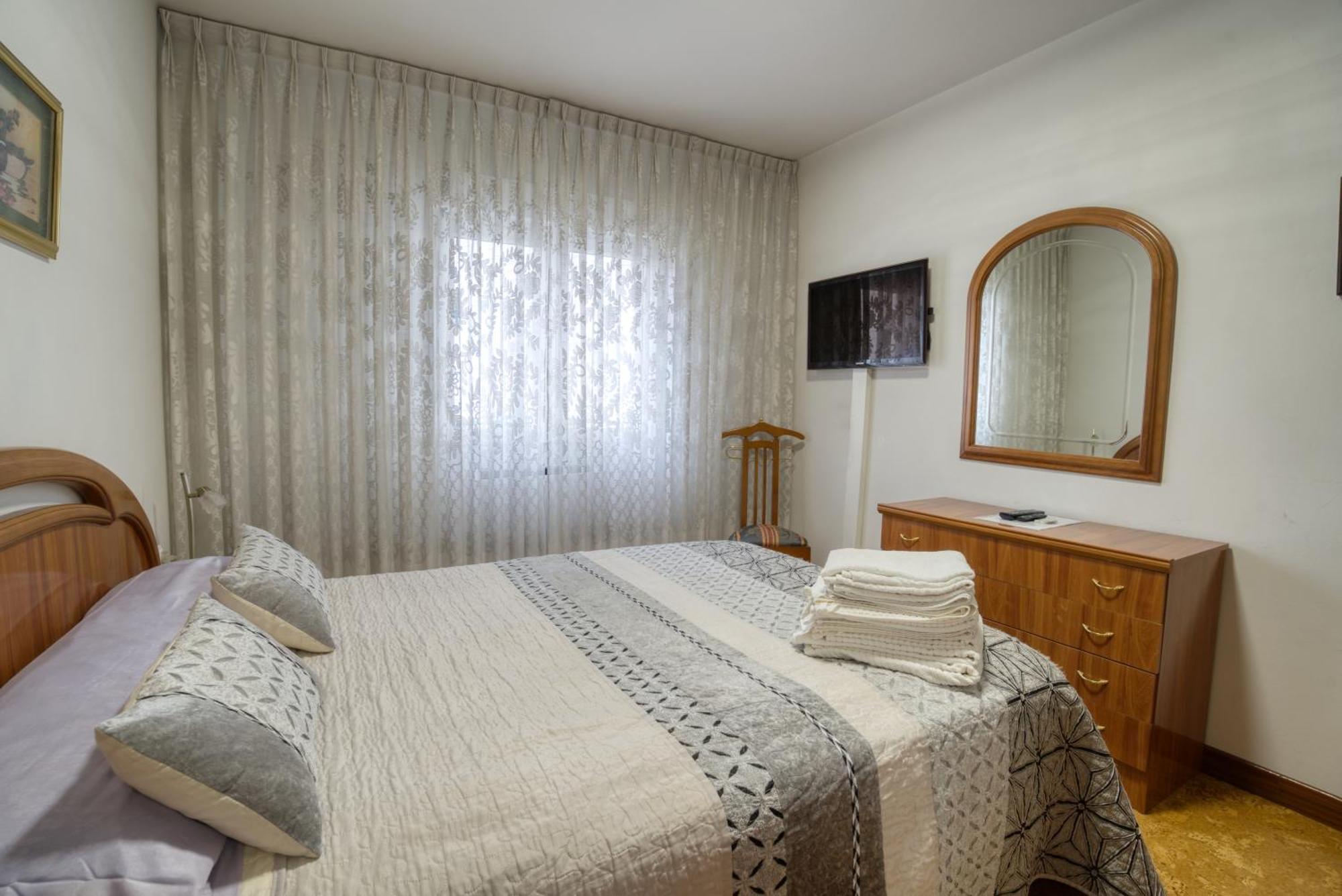 Apartamento Muy Amplio, Con Wifi Y A 12 Minutos Del Centro Хіхон Екстер'єр фото